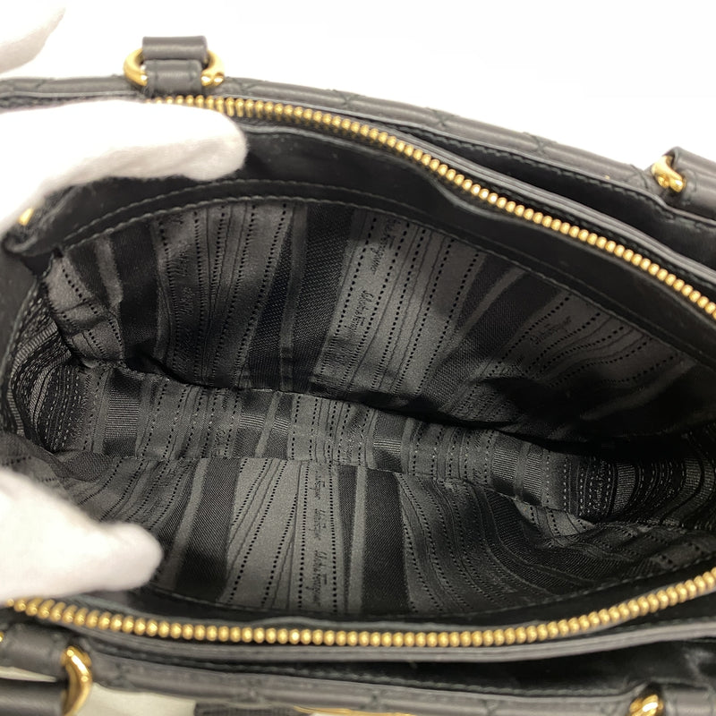 【6kb1758】サルヴァトーレフェラガモ ハンドバッグ ヴァラ レザー ブラック ゴールド金具 2wayバッグ【中古】