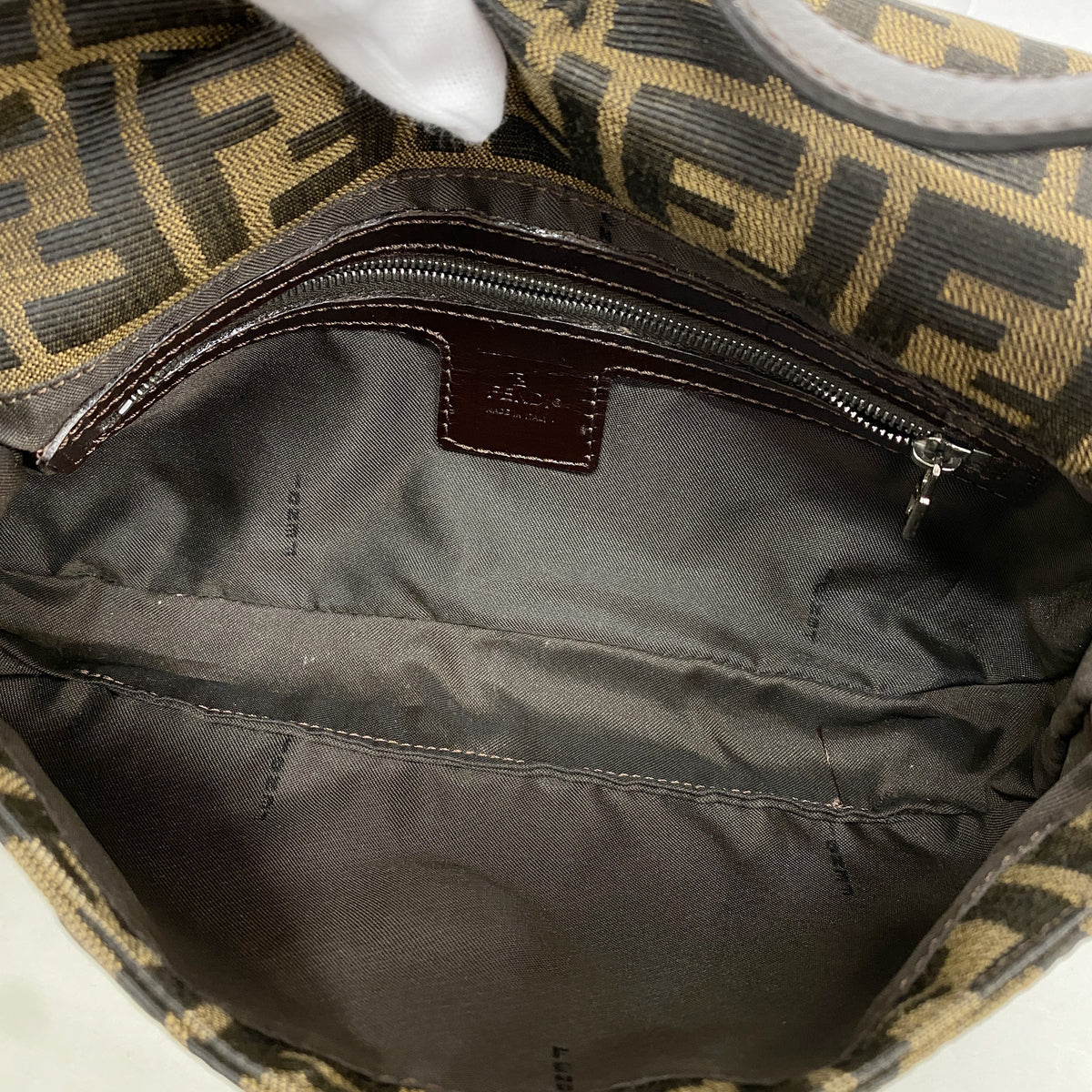 【6kb1788】フェンディ ハンドバッグ ズッカ マンマバケット ナイロンキャンバス ブラウン シルバー金具【中古】レディース