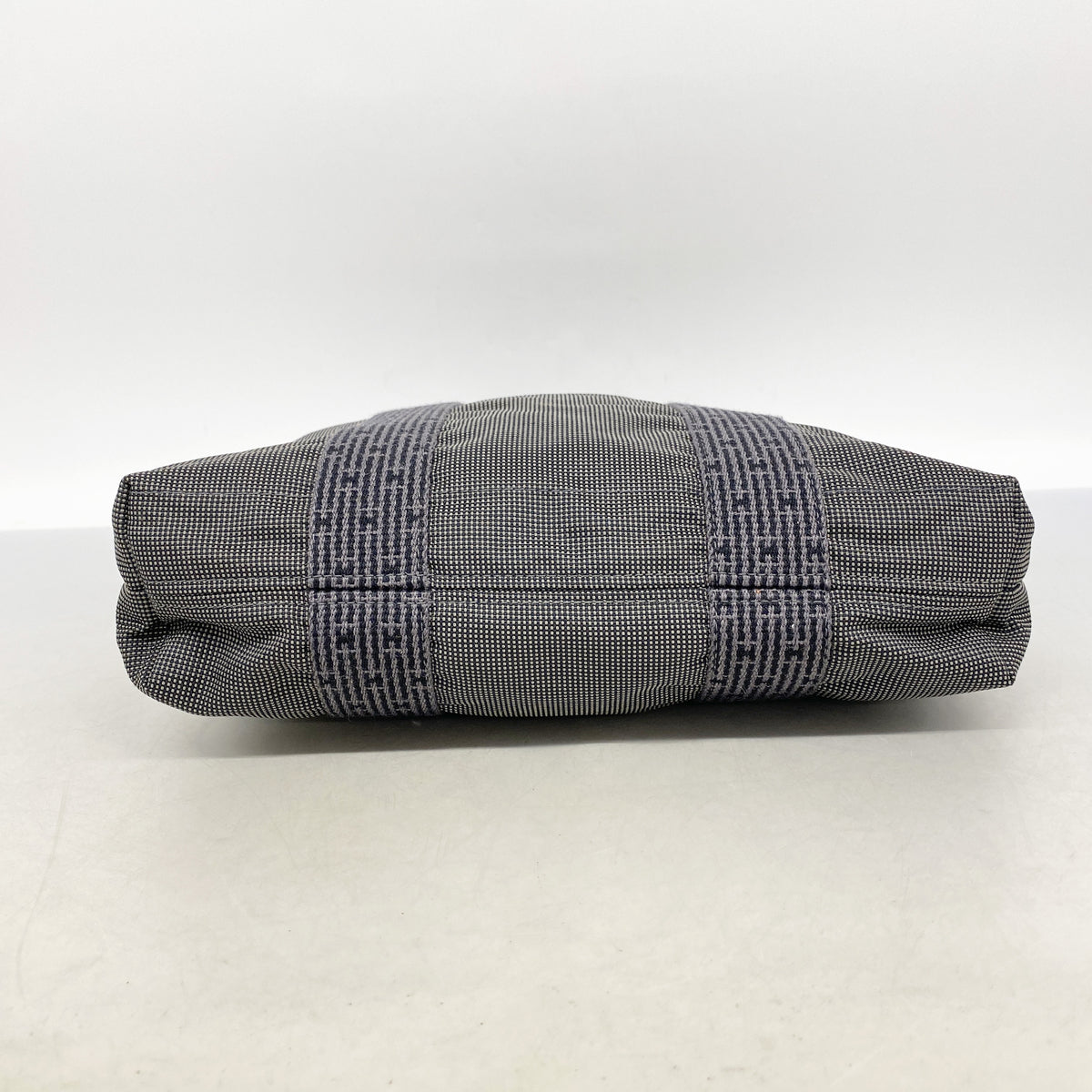 【6kb1852】エルメス トートバッグ エールラインカバス ナイロン グレー シルバー金具【中古】メンズ レディース ユニセックス