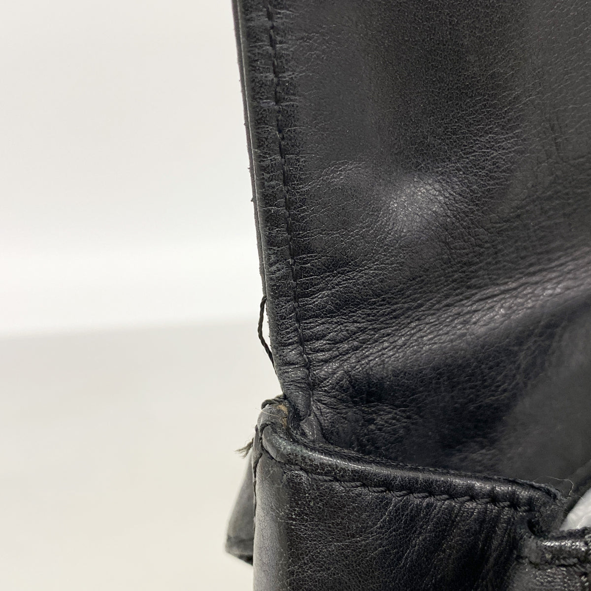 【6kb1911】シャネル ショルダーバッグ ラムスキン ブラック ゴールド金具【中古】レディース