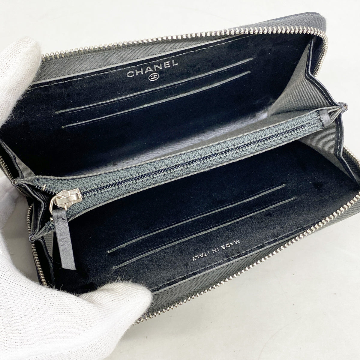 【6kb1913】シャネル 財布 マトラッセ キャビアスキン ブラック シルバー金具【中古】レディース