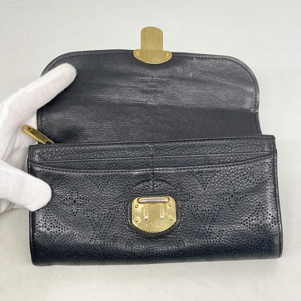 【6kb1930】ルイヴィトン 長財布 マヒナ ポルトフォイユイリス M58163 ノワール【中古】レディース