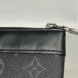【6kc1966】ルイヴィトン ポーチ モノグラム・エクリプス ポシェットディスカバリーPM M44323 ブラック【中古】メンズ