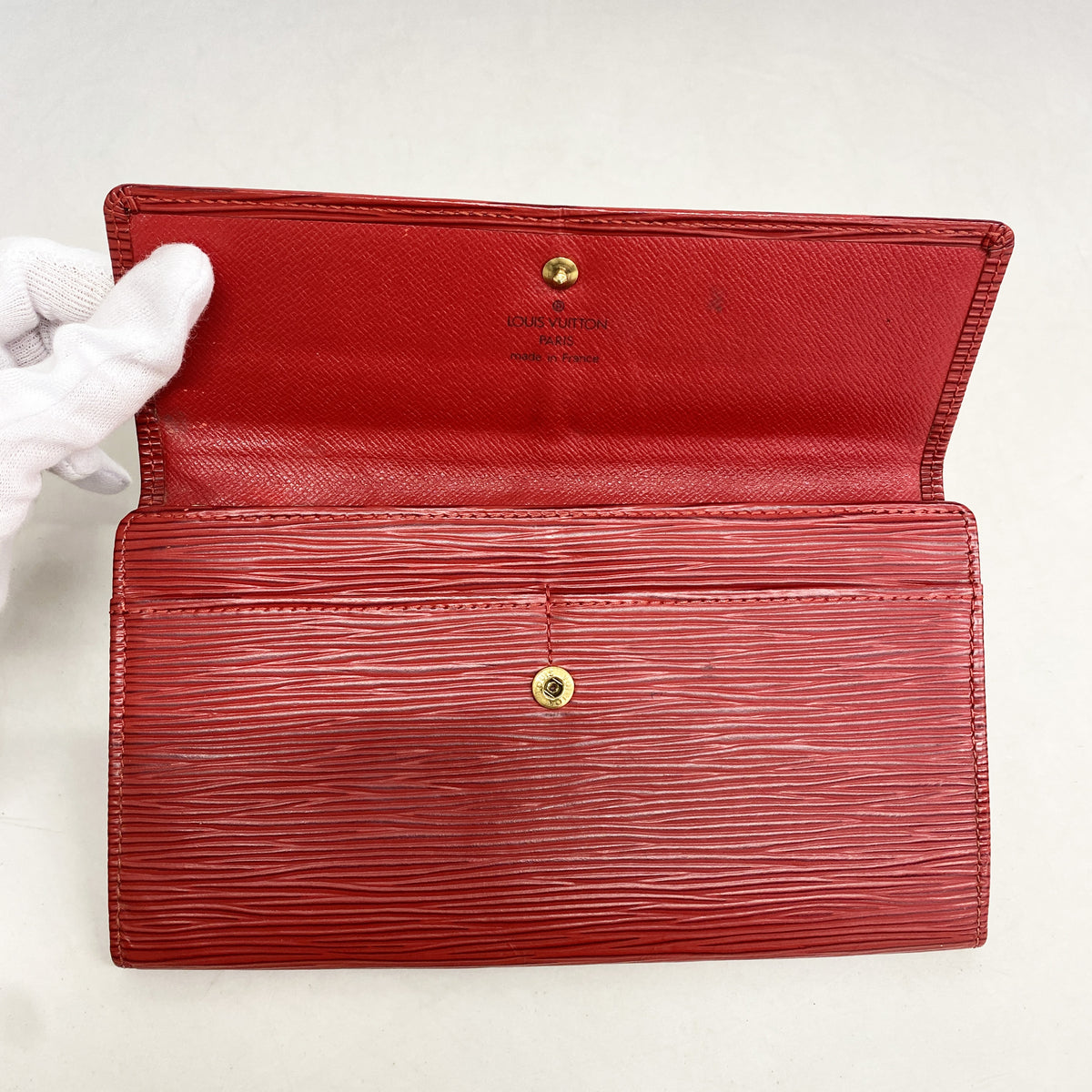 【6kc1976】ルイヴィトン 長財布 エピ ポシェットポルトモネクレディ M63577 カスティリアンレッド【中古】レディース