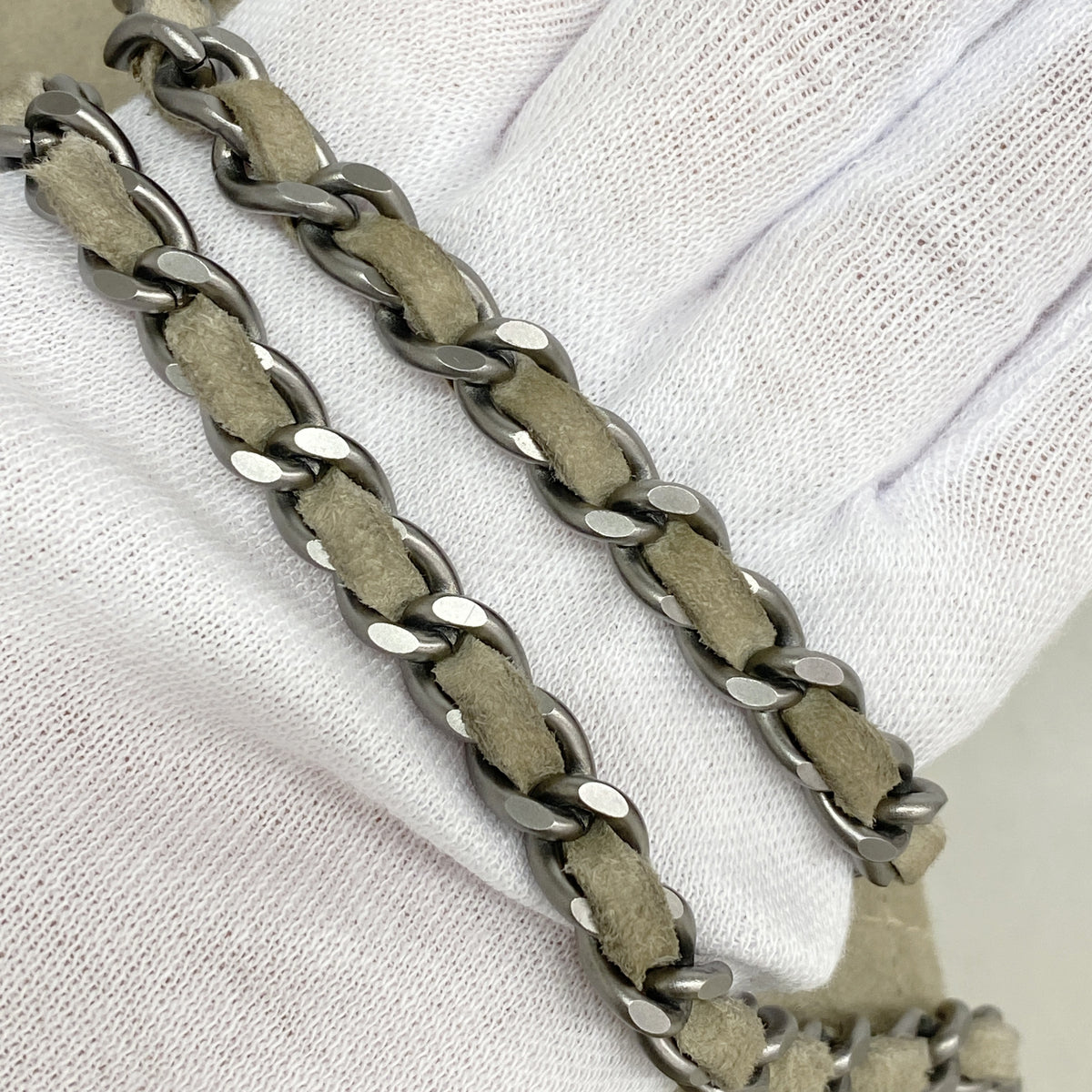 【6kc1990】シャネル ハンドバッグ チョコバー スウェード グレー シルバー金具【中古】レディース