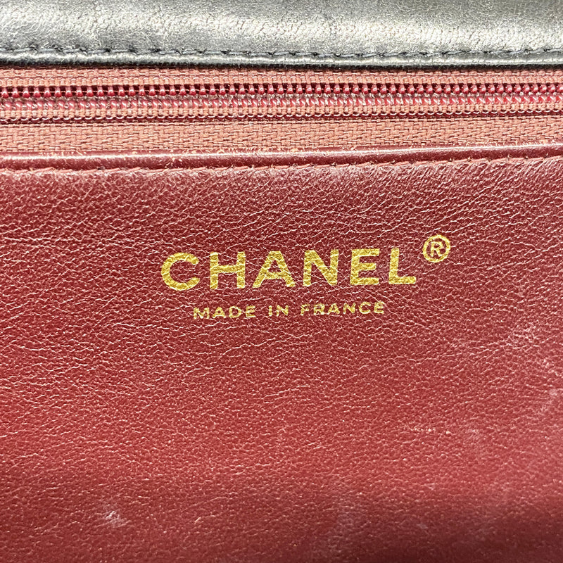 【6kc2017】シャネル ショルダーバッグ マトラッセ チェーンショルダー ラムスキン ブラック ゴールド金具【中古】レディース