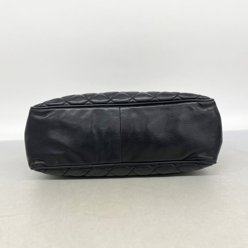 【6kc2018】シャネル ショルダーバッグ マトラッセ Wチェーン ラムスキン ブラック ゴールド金具【中古】レディース