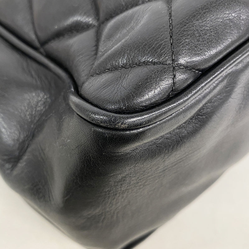 【6kc2018】シャネル ショルダーバッグ マトラッセ Wチェーン ラムスキン ブラック ゴールド金具【中古】レディース