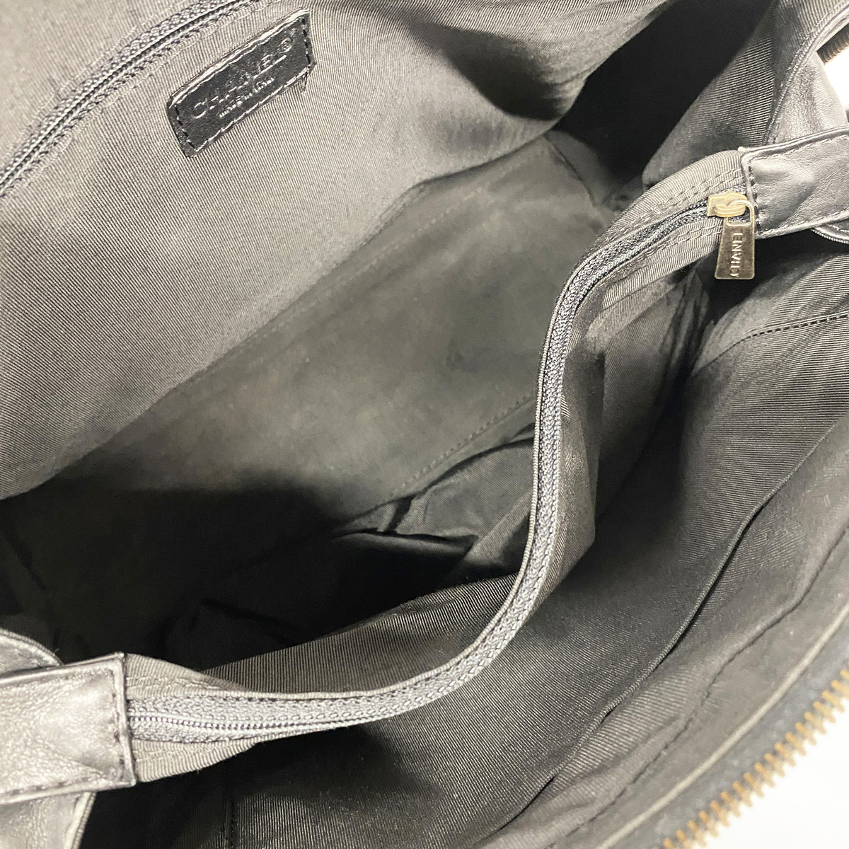 【6kc2019】シャネル ハンドバッグ ワイルドステッチ レザー ブラック ゴールド金具【中古】レディース