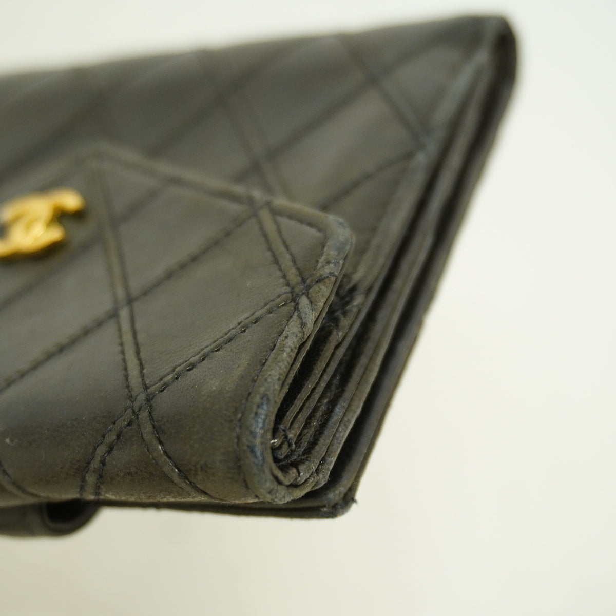 【6kc2067】シャネル 財布 ビコローレ ラムスキン ブラック ゴールド金具【中古】レディース