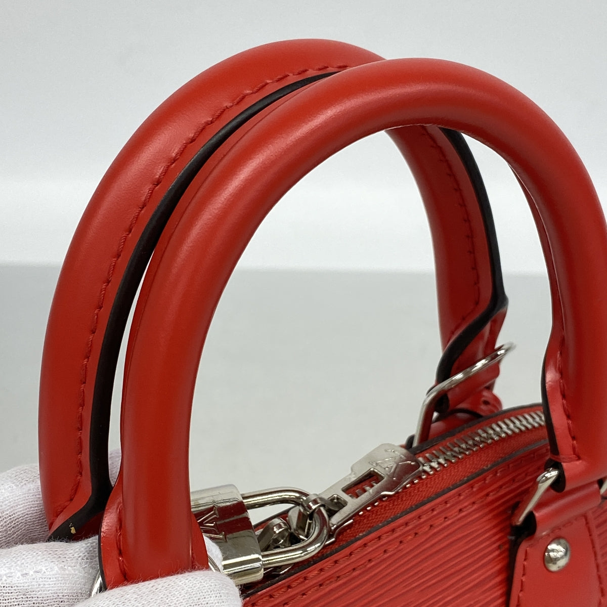 【6kc2081】ルイヴィトン ハンドバッグ エピ アルマBB M41160 コクリコ 2wayバッグ【中古】レディース