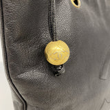 【6kc2086】シャネル ショルダーバッグ チェーンショルダー キャビアスキン ブラック ゴールド金具【中古】レディース