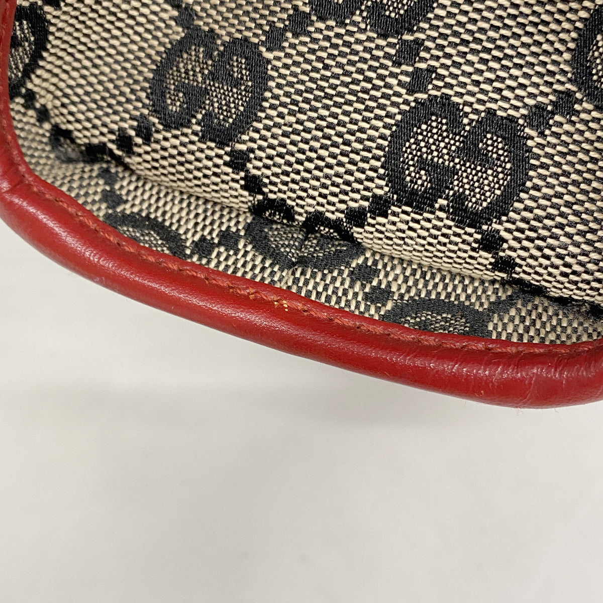 【6kc2112】グッチ ハンドバッグ GGキャンバス/ジャッキー 002 1068 キャンバス ベージュ レッド シャンパンゴールド金具【中古】レディース