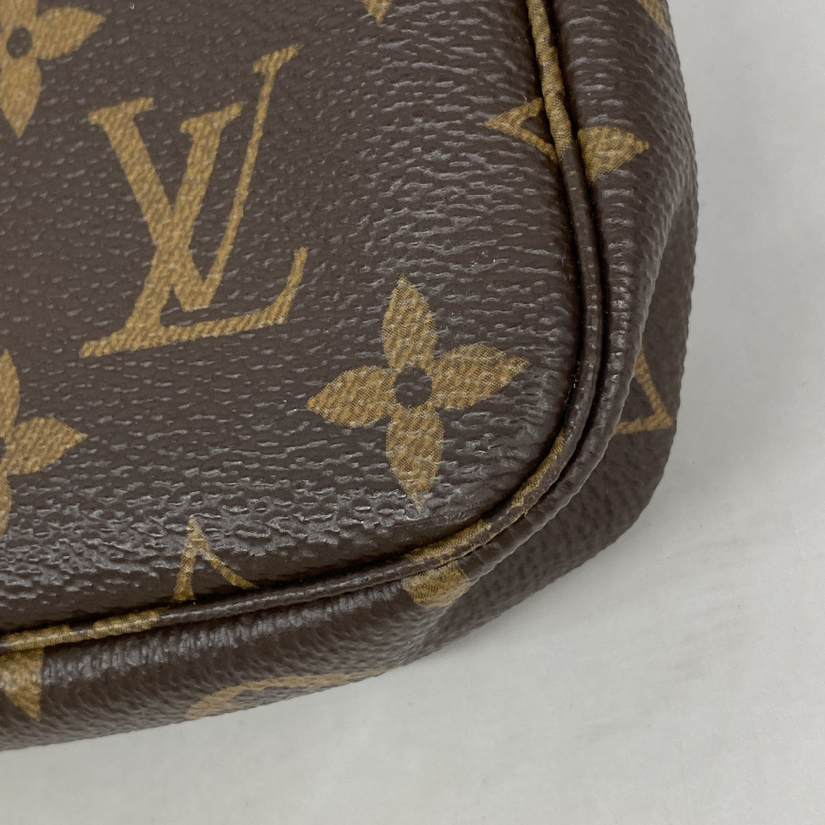 【6kc2211】ルイヴィトン ポーチ モノグラム ミニポシェットアクセソワール M58009 ブラウン【中古】レディース