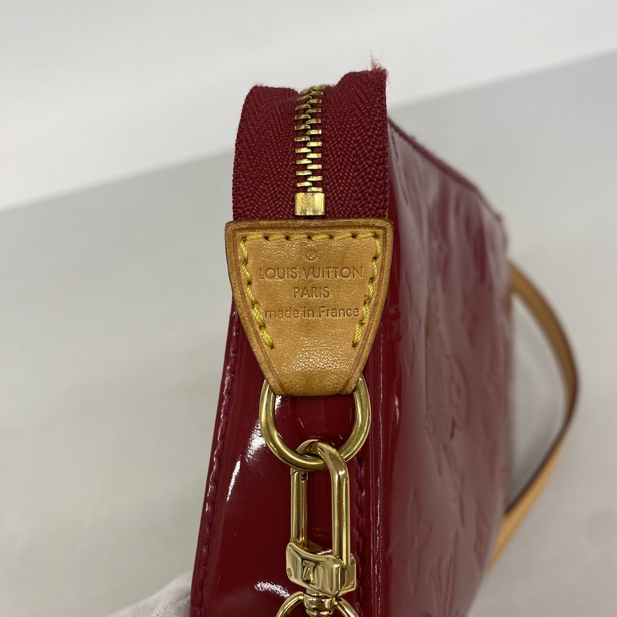 【6kc2222】ルイヴィトン ポーチ ヴェルニ ポシェットアクセソワール M91577 ポムダムール【中古】レディース