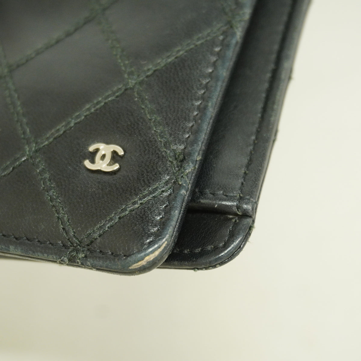 【6kc2230】シャネル 長財布 ビコローレ ラムスキン ブラック シルバー金具【中古】レディース