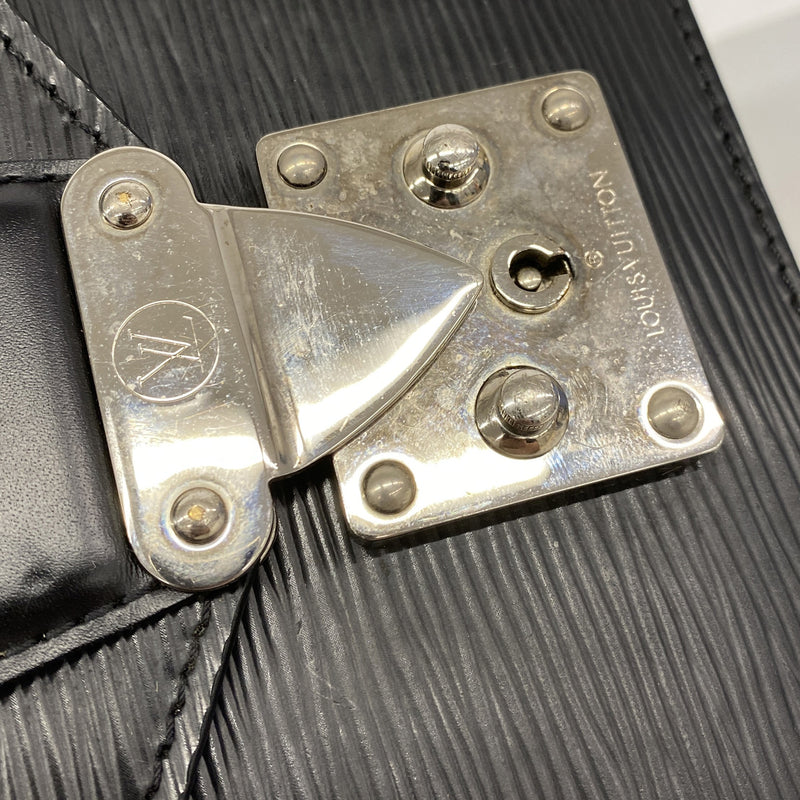 【6kc2393】ルイヴィトン クラッチバッグ エピ ポシェットセリエドラゴンヌ M52762 ノワール【中古】メンズ