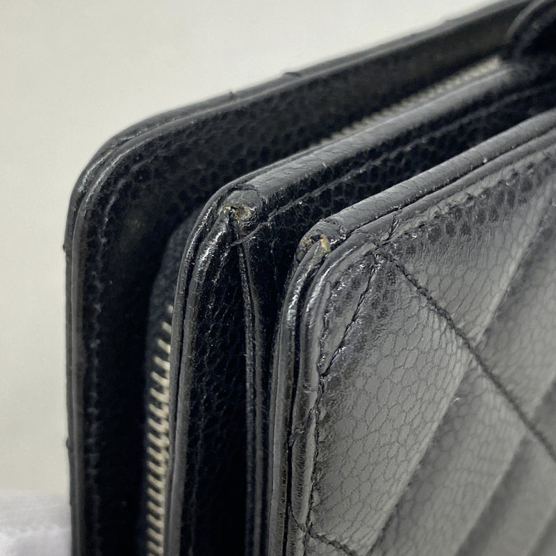 【6kc2473】シャネル 財布 マトラッセ キャビアスキン ブラック シルバー金具【中古】レディース