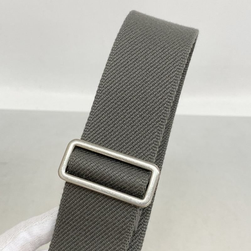 【6kc2478】グッチ ショルダーバッグ グッチシマ 850242 レザー グレー シルバー金具【中古】メンズ