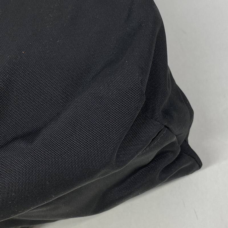 【6kc2499】グッチ ショルダーバッグ 019 0303 ナイロン ブラック シルバー金具【中古】メンズ レディース ユニセックス