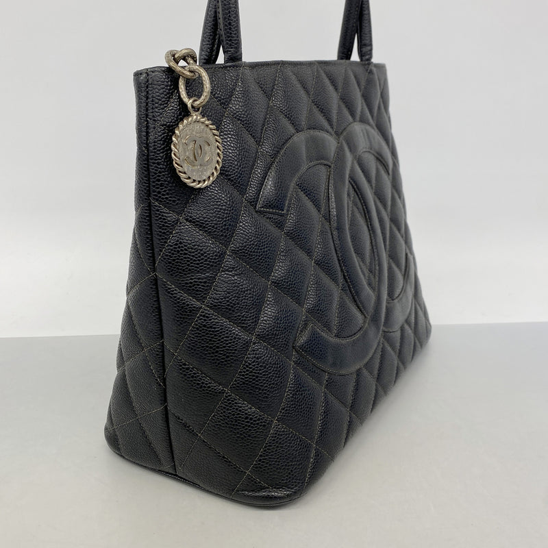 【6kc2517-h】シャネル トートバッグ 復刻トート キャビアスキン ブラック シルバー金具【中古】レディース