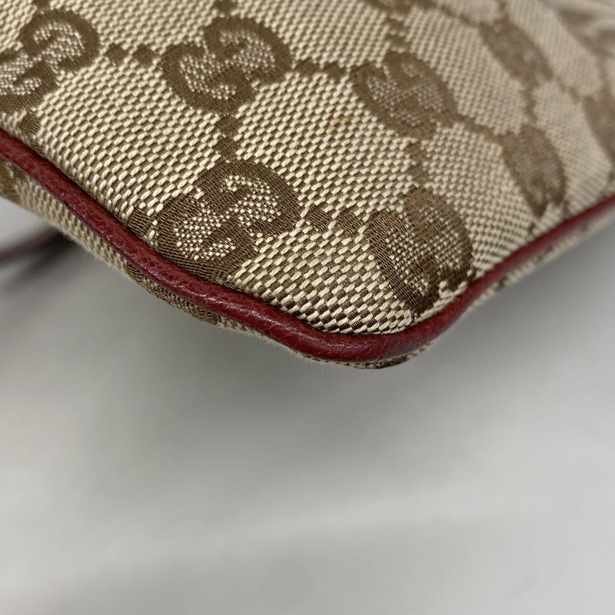 【6kc2528】グッチ ショルダーバッグ GGキャンバス 113013 キャンバス ベージュ レッド シルバー金具【中古】レディース