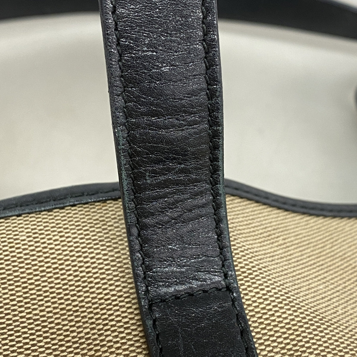【6kc2540】グッチ ショルダーバッグ ジャッキー 001 3306 キャンバス ベージュ ブラック シルバー金具【中古】レディース