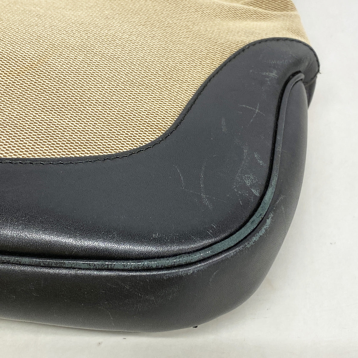 【6kc2540】グッチ ショルダーバッグ ジャッキー 001 3306 キャンバス ベージュ ブラック シルバー金具【中古】レディース