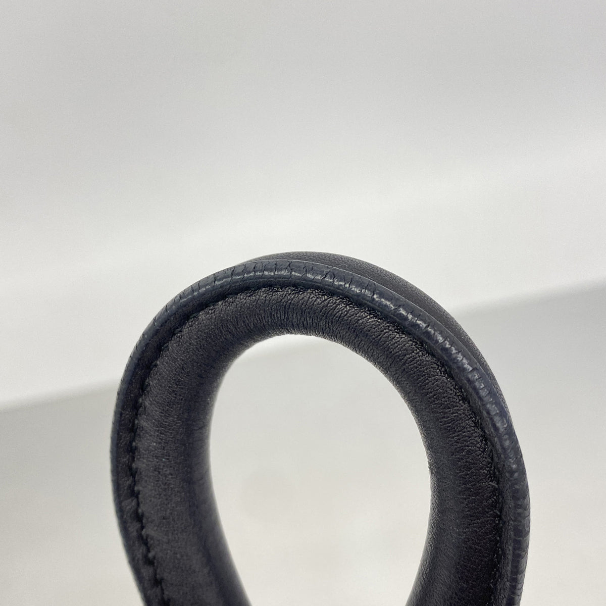 【6kc2565】グッチ ショルダーバッグ グッチシマ アビー 190525 レザー ブラック シャンパンゴールド金具【中古】レディース