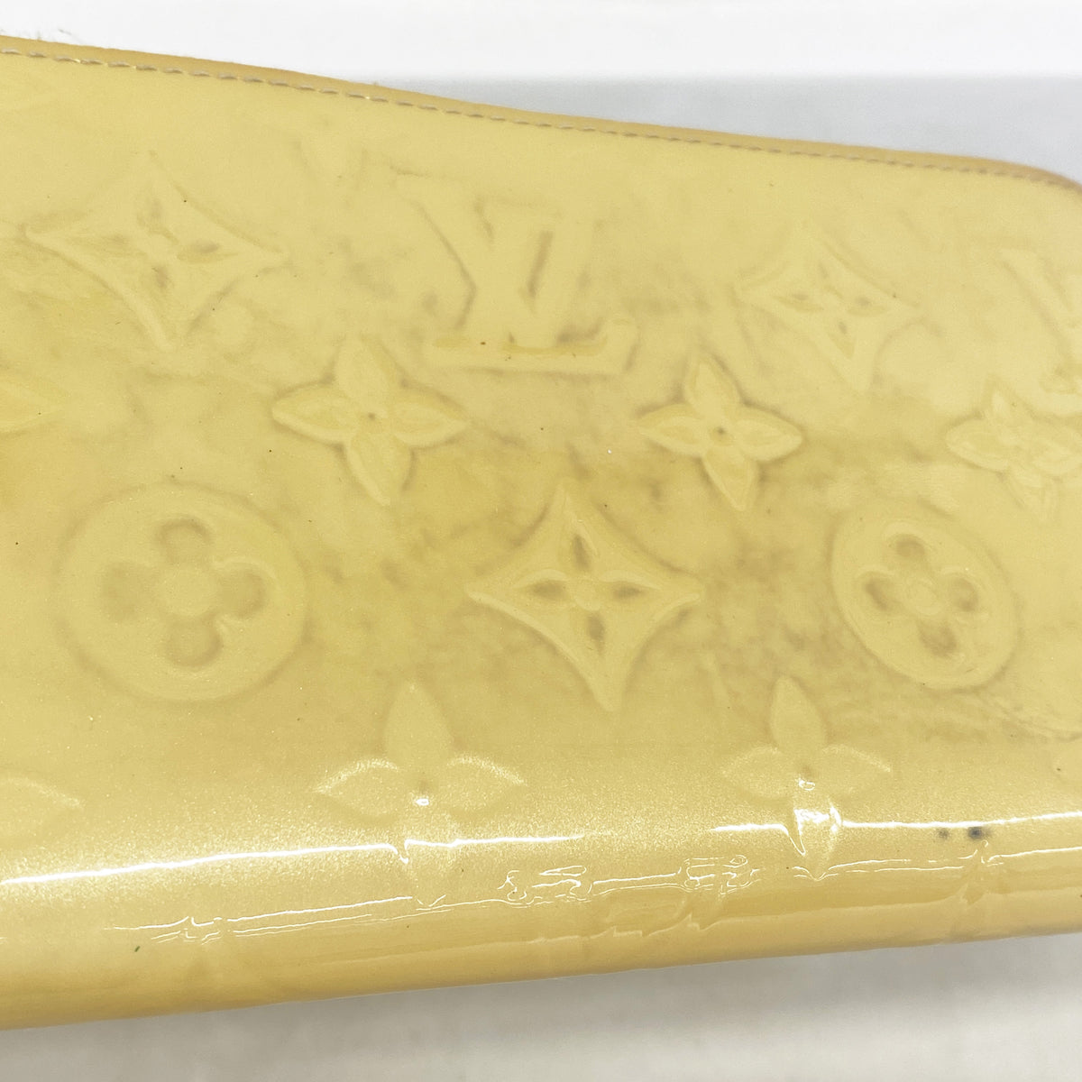 【6kc2598】ルイヴィトン 長財布 ヴェルニ ジッピーウォレット M91459 ブロンコライユ【中古】レディース