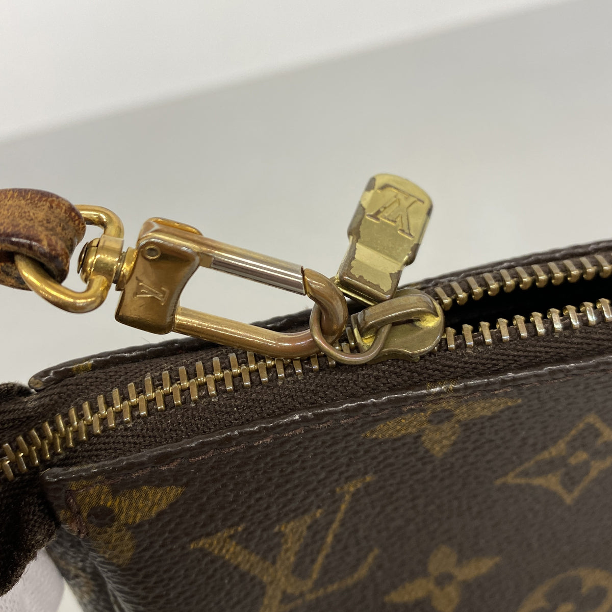【6kc2657】ルイヴィトン ポーチ モノグラム ポシェットアクセソワール M51980 ブラウン【中古】レディース