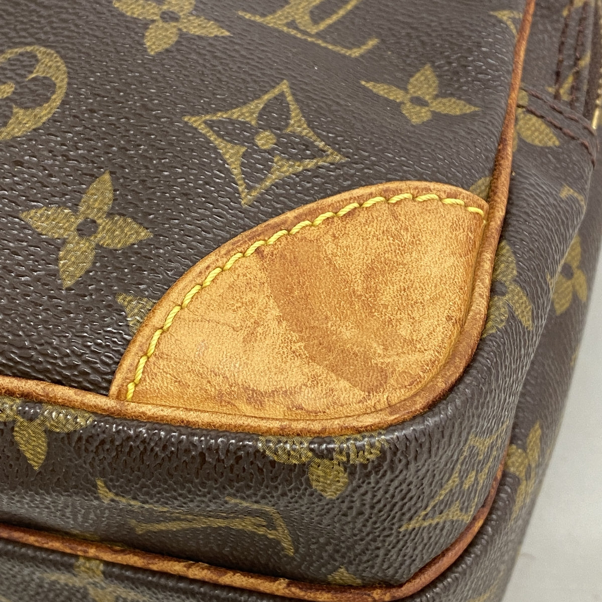 【6kc2732】ルイヴィトン ショルダーバッグ モノグラム アマゾン M45236 ブラウン【中古】レディース