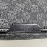 【6kc2733】ルイヴィトン ショルダーバッグ ダミエ・グラフィット ダニエルMM N58029 ブラック グレー【中古】メンズ
