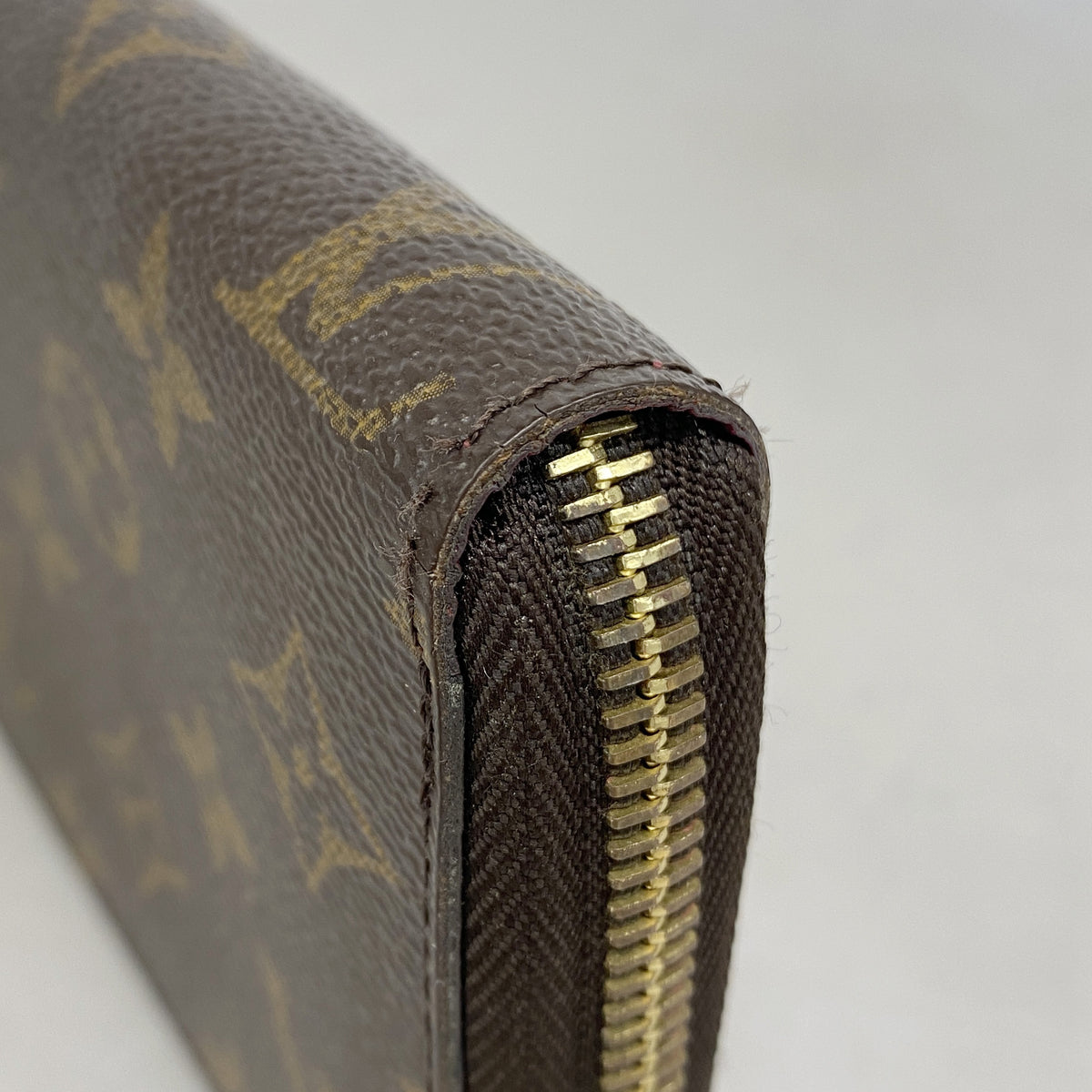 【6kc2770】ルイヴィトン 長財布 モノグラム ジッピーウォレット M41895 ブラウン フューシャ【中古】レディース