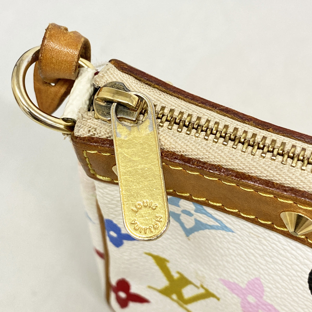 【6kc2798】ルイヴィトン ポーチ モノグラム・マルチカラー ポシェットアクセソワール M92649 ブロン【中古】レディース