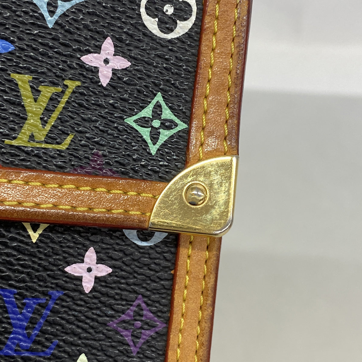 【6kc2816】ルイヴィトン 三つ折り長財布 モノグラム・マルチカラー ポルトトレゾールインターナショナル M92658 ノワール【中古】レディース
