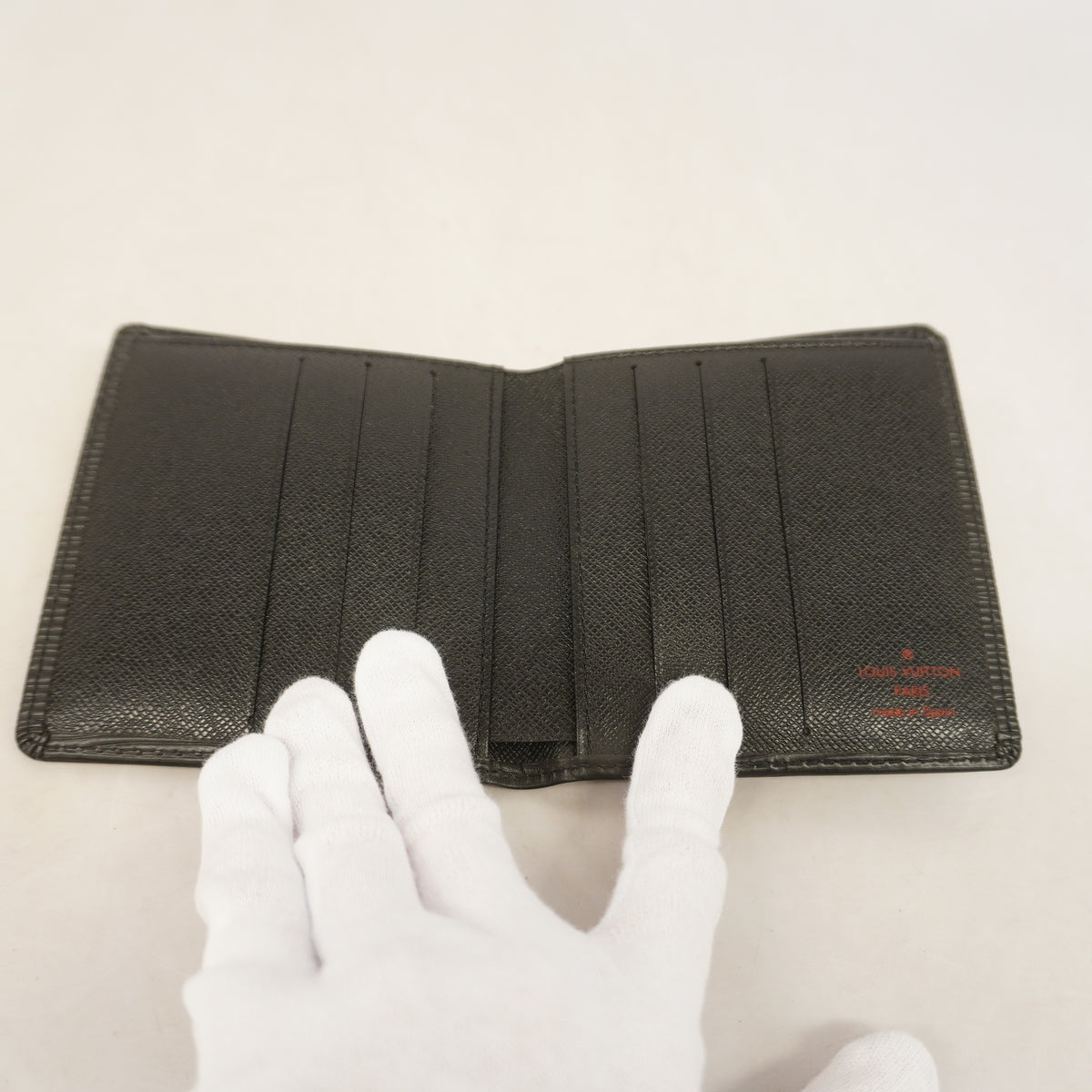 【6kc2825】ルイヴィトン 札入れ エピ ポルトビエ6カルトクレディ M63312 ノワール【中古】メンズ