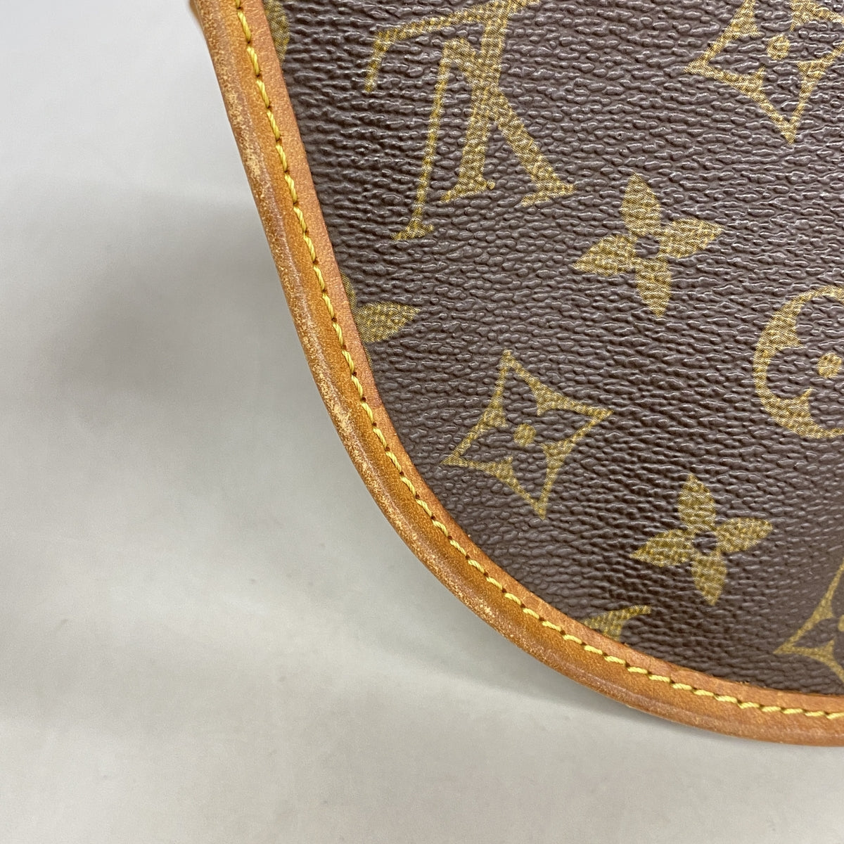 【6kc2831】ルイヴィトン ショルダーバッグ モノグラム ソミュール30 M42256 ブラウン【中古】レディース