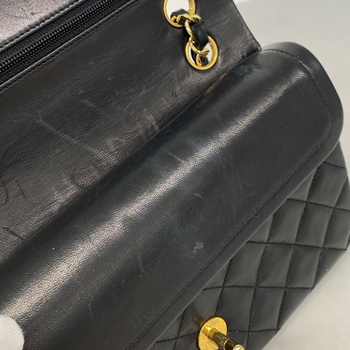 【6kc2850-h】シャネル ショルダーバッグ マトラッセ Wフラップ Wチェーン ラムスキン ブラック ゴールド金具【中古】レディース