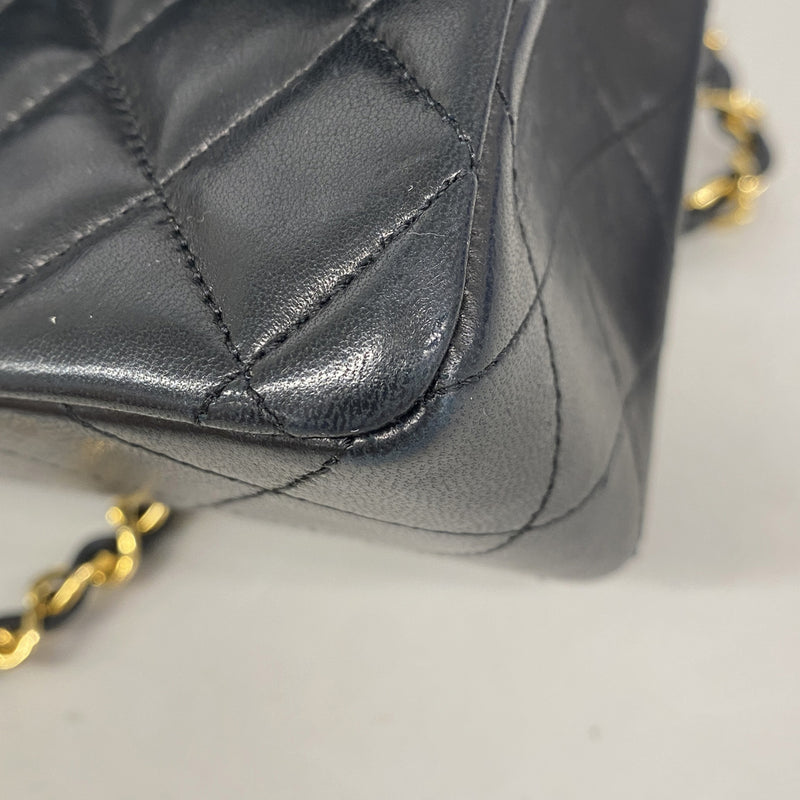 【6kc2850-h】シャネル ショルダーバッグ マトラッセ Wフラップ Wチェーン ラムスキン ブラック ゴールド金具【中古】レディース