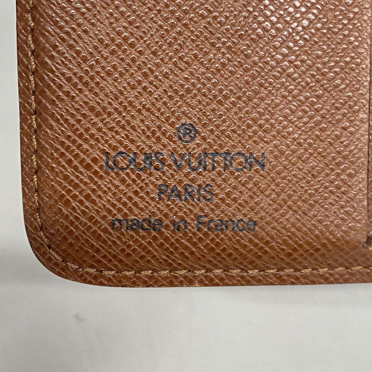 【6kc2854-h】ルイヴィトン 財布 モノグラム コンパクトジップ M61667 ブラウン【中古】レディース