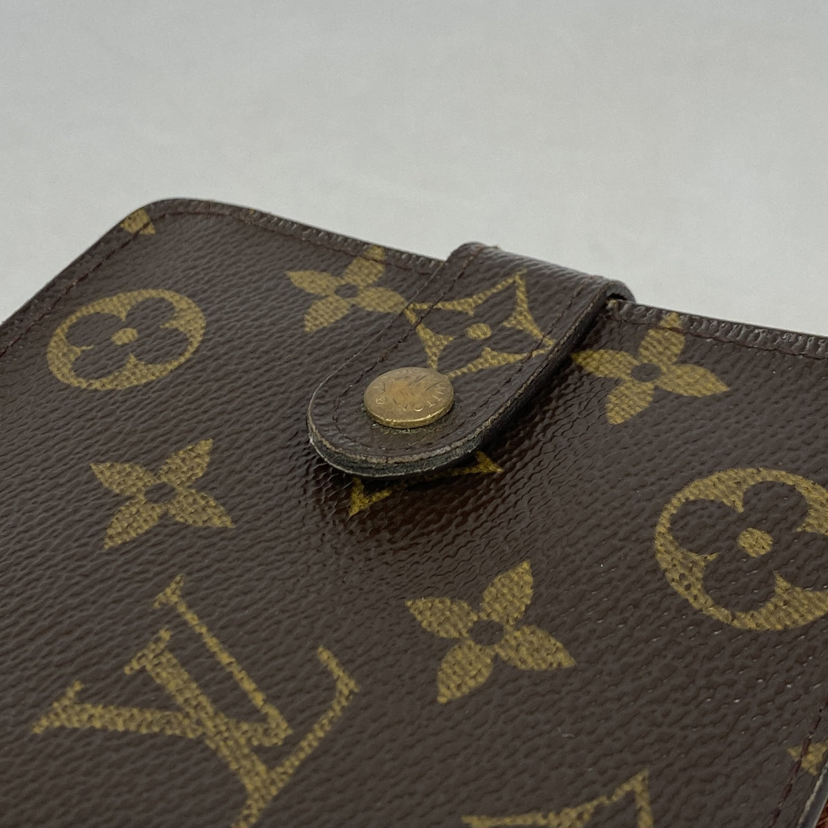 【6kc2854-h】ルイヴィトン 財布 モノグラム コンパクトジップ M61667 ブラウン【中古】レディース