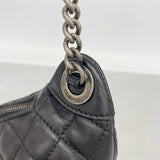 【6kc2873】シャネル ボディバッグ マトラッセ ラムスキン ブラック シルバー金具【中古】レディース