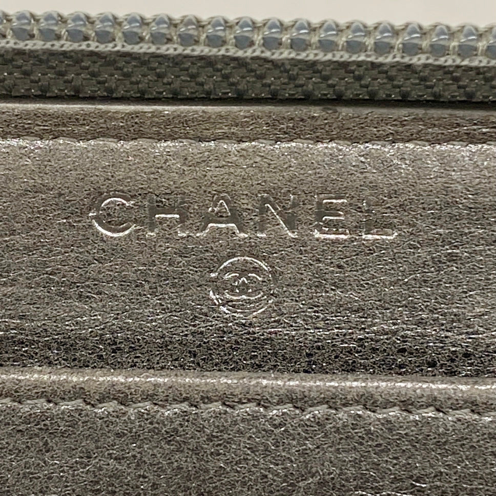 【6kc2877】シャネル 長財布 ボーイシャネル ラムスキン シルバー シルバー金具【中古】レディース