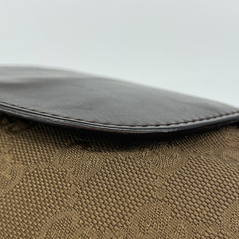 【6kc2917】グッチ ウエストバッグ GGキャンバス 106688 キャンバス ダークブラウン ゴールド金具【中古】レディース