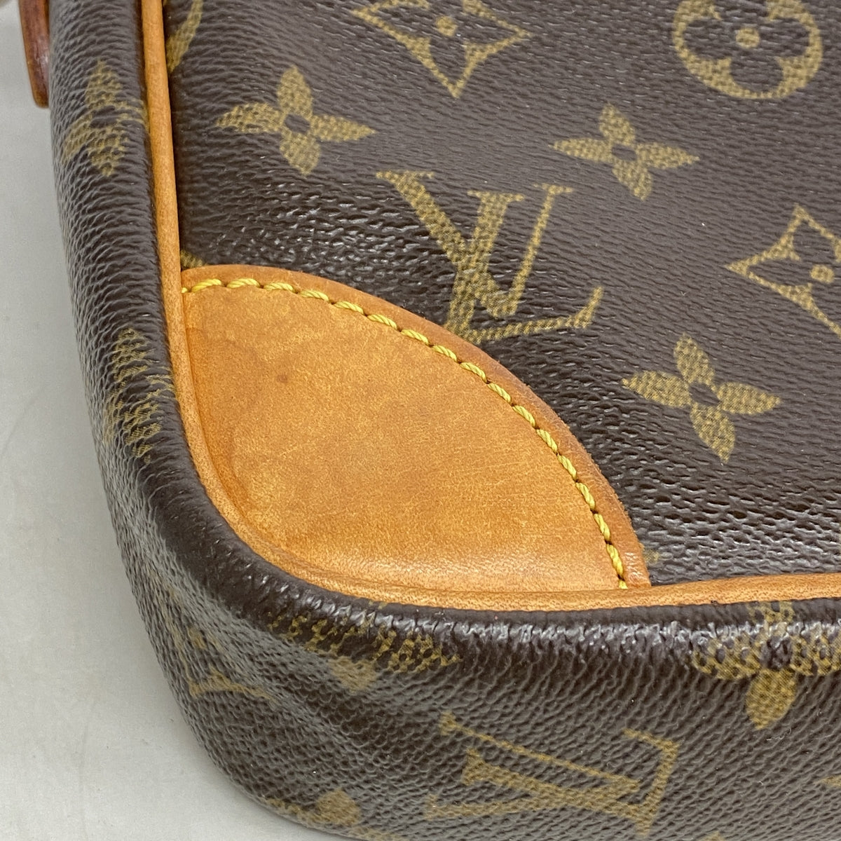 【6kc2920】ルイヴィトン ショルダーバッグ モノグラム ダヌーブ M45266 ブラウン【中古】レディース