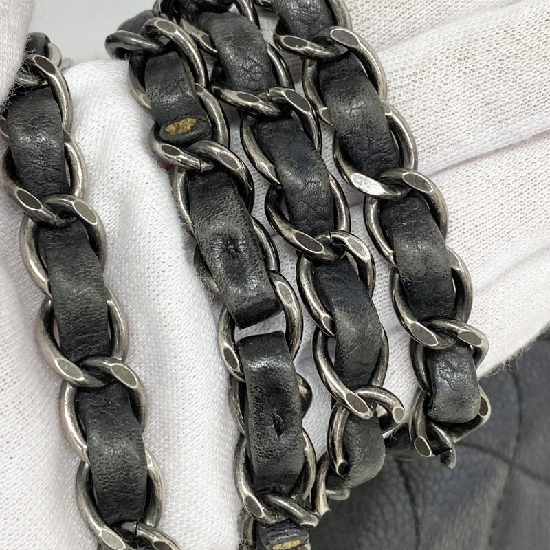 【6kc2961】シャネル ショルダーバッグ マトラッセ Wチェーン キャビアスキン ブラック シルバー金具【中古】レディース