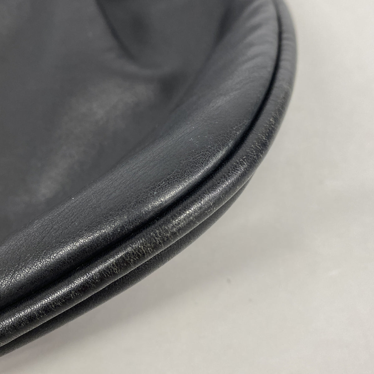 【6kc2980】グッチ ショルダーバッグ 001 4030 レザー ブラック シルバー金具【中古】レディース