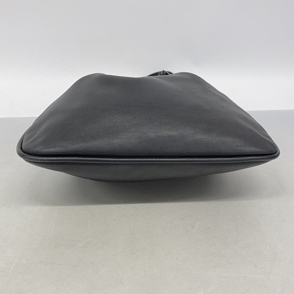 【6kc2980】グッチ ショルダーバッグ 001 4030 レザー ブラック シルバー金具【中古】レディース