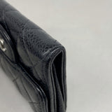 【6kc3037】シャネル コインケース マトラッセ キャビアスキン ブラック シルバー金具【中古】レディース